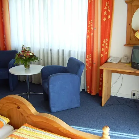 Hirsch 2* Baden-Baden