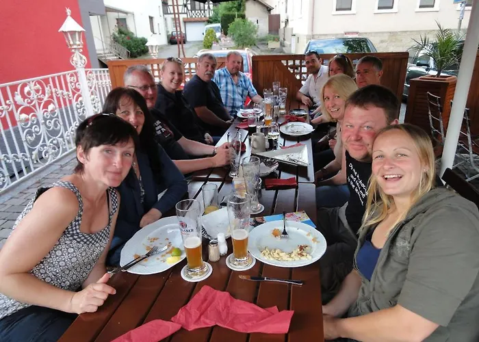 Гостевой дом Gasthaus Hirsch 2*